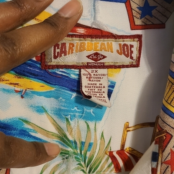 Caribbean Joe Women's | White Rayon Vacation Button Down Shirt (Size 2X) - Picture 10 of 13